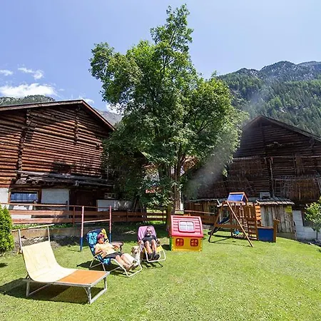 Farmerhouse By Northsouth Aparthments